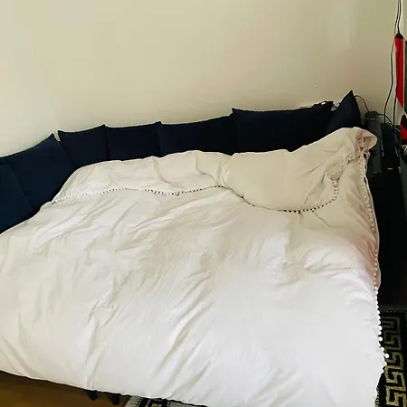 Apartment 2-rooms Flat In Berlin-wedding